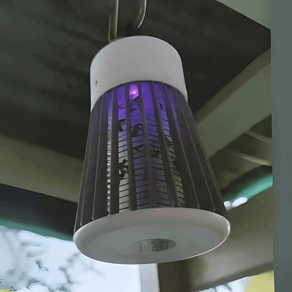 Lampe anti-moustiques MozzGuard™