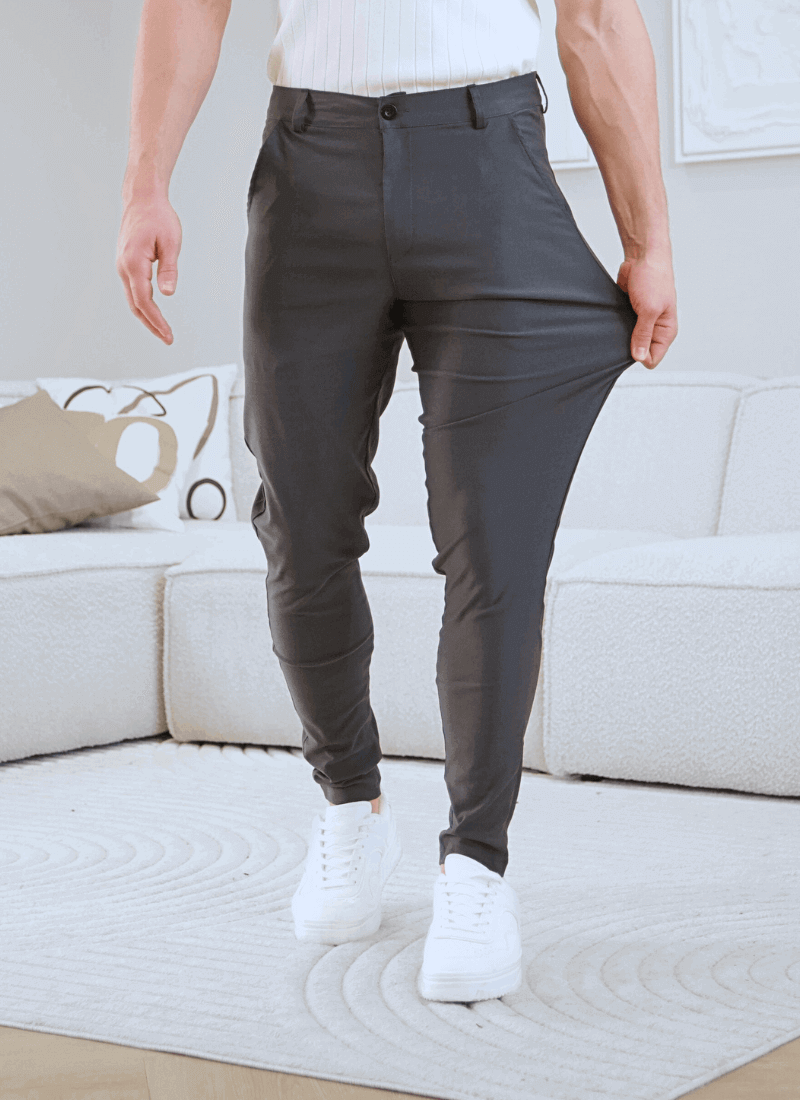 Le Chino Élancé