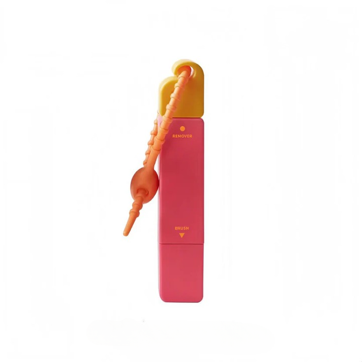 Tach’Off™ – Le stylo détachant à emporter partout
